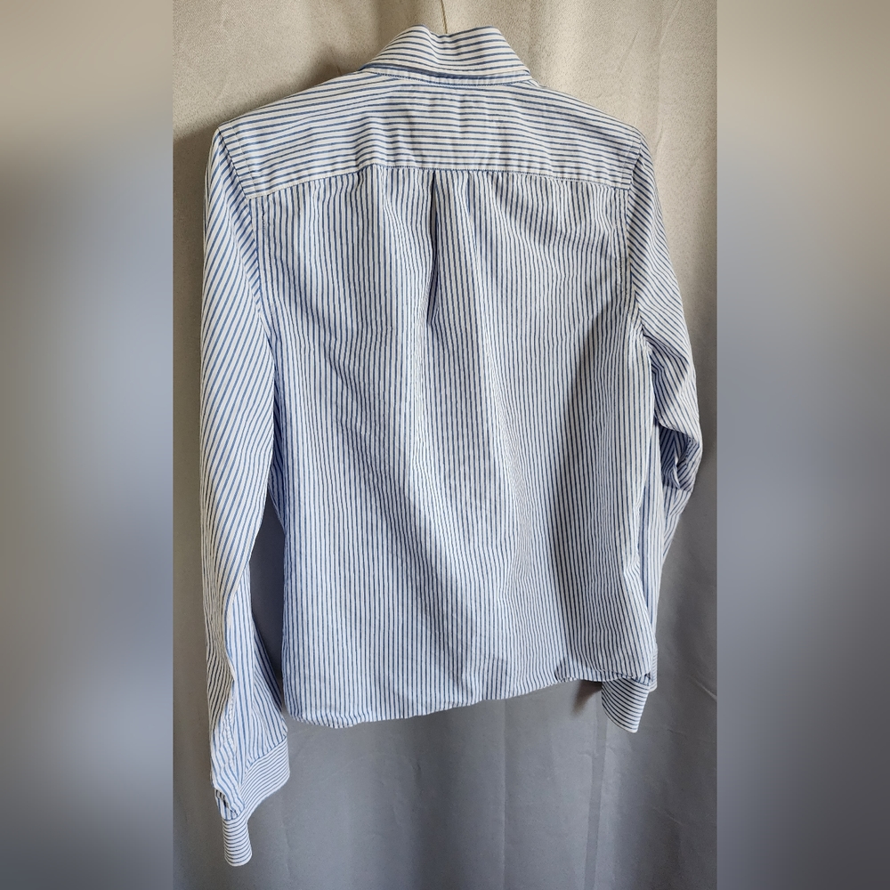 Muscle Button Down - Picture 2 of 2